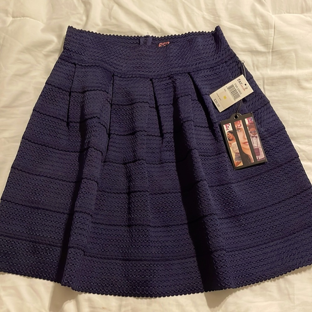 FSR Navy skirt size medium
